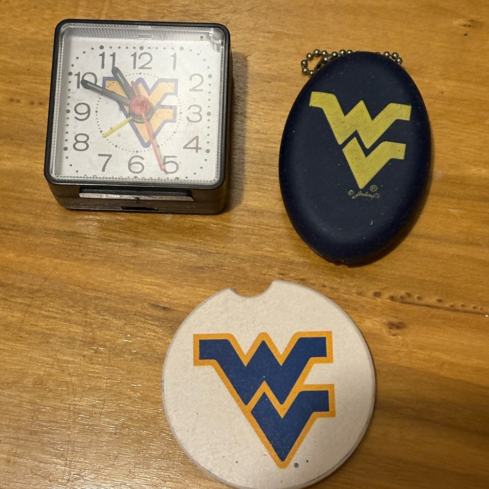 West Virginia University wvu coasters Logo Clock and Accessories Set
